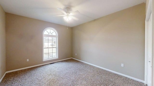 1709 Timber Wolf Lane C, Mahomet, IL 61853