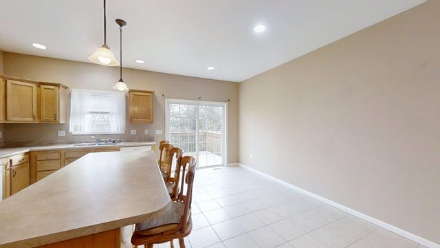 1709 Timber Wolf Lane C, Mahomet, IL 61853