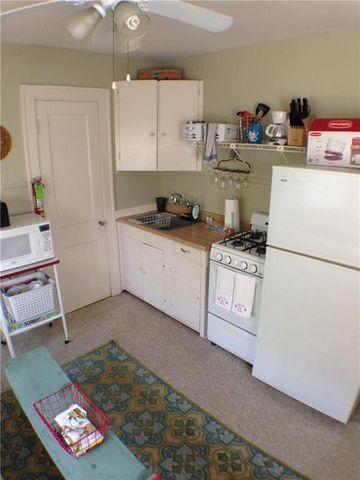 906 W 22nd ST 4, Austin, TX 78705