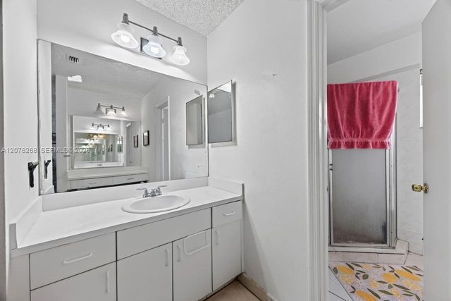 25014 SW 123rd Place, Homestead, FL 33032
