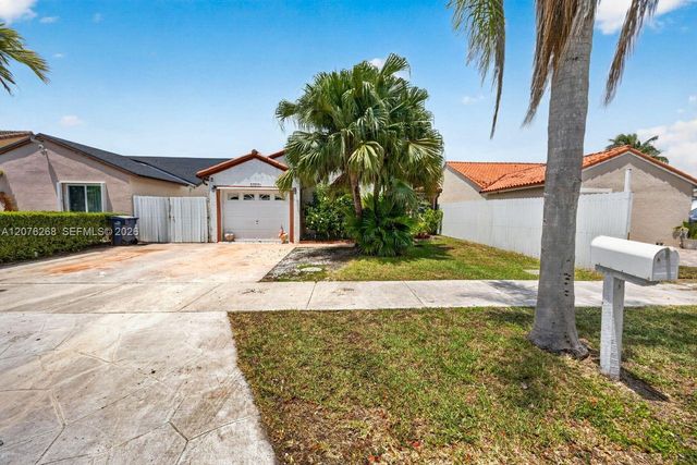 25014 SW 123rd Place, Homestead, FL 33032
