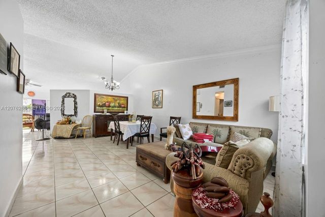 25014 SW 123rd Place, Homestead, FL 33032