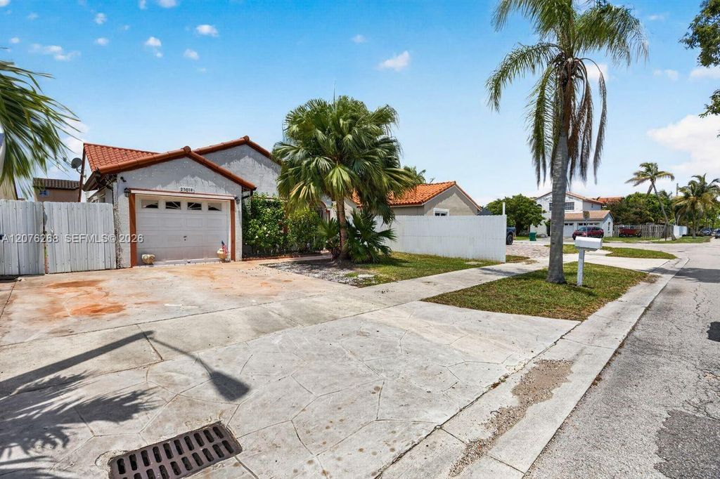 25014 SW 123rd Place, Homestead, FL 33032