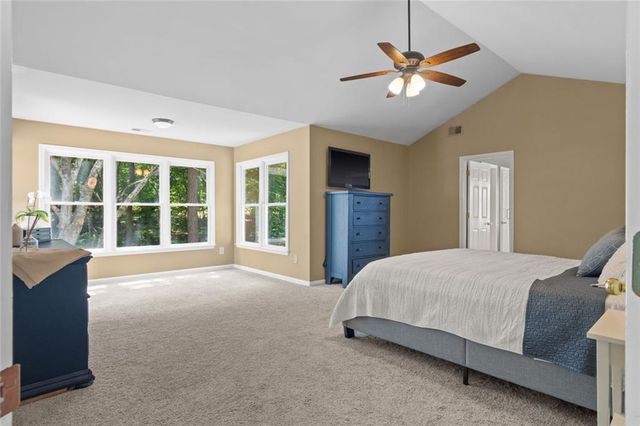 824 Hillcrest Lane, Woodstock, GA 30189