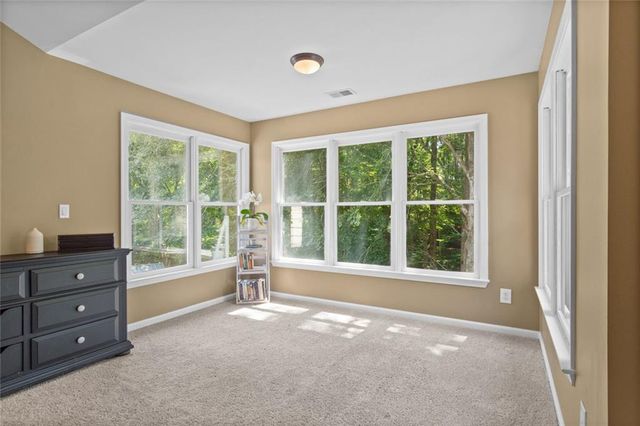 824 Hillcrest Lane, Woodstock, GA 30189