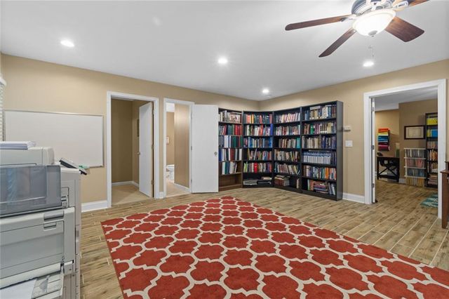 824 Hillcrest Lane, Woodstock, GA 30189