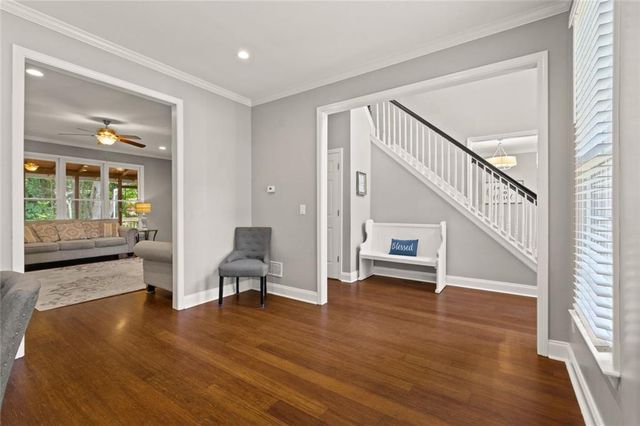 824 Hillcrest Lane, Woodstock, GA 30189