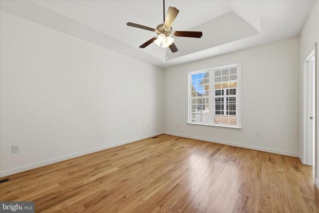 103 BLEEDING HEART DR, White Post, VA 22663