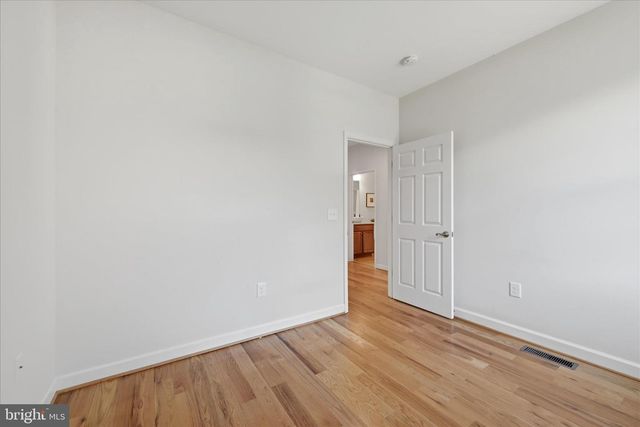 103 BLEEDING HEART DR, White Post, VA 22663