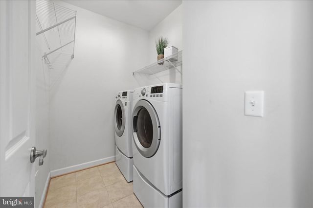 103 BLEEDING HEART DR, White Post, VA 22663