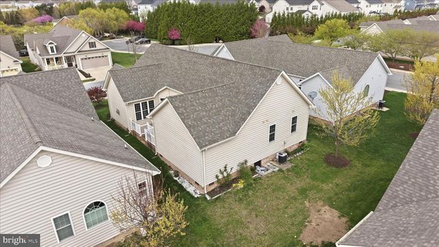 103 BLEEDING HEART DR, White Post, VA 22663