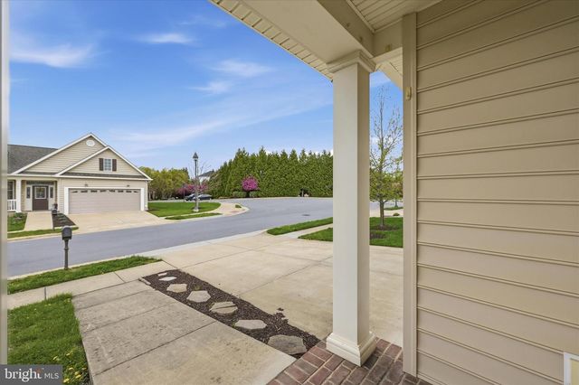 103 BLEEDING HEART DR, White Post, VA 22663