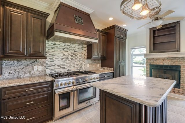 5029 Crescent Ridge Drive, Kiln, MS 39556