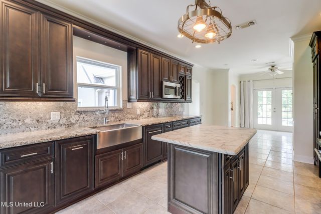 5029 Crescent Ridge Drive, Kiln, MS 39556