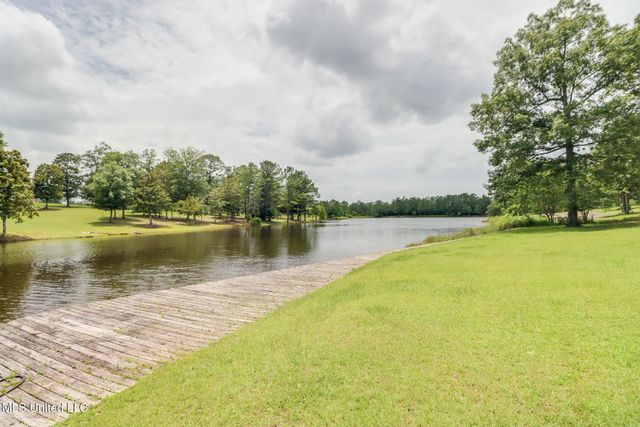 5029 Crescent Ridge Drive, Kiln, MS 39556