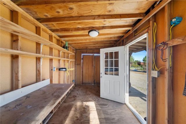 17465 Santa Rosa Mine, Perris, CA 92570