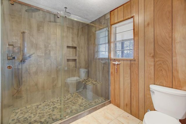 577 County Road 2251, Cleveland, TX 77327