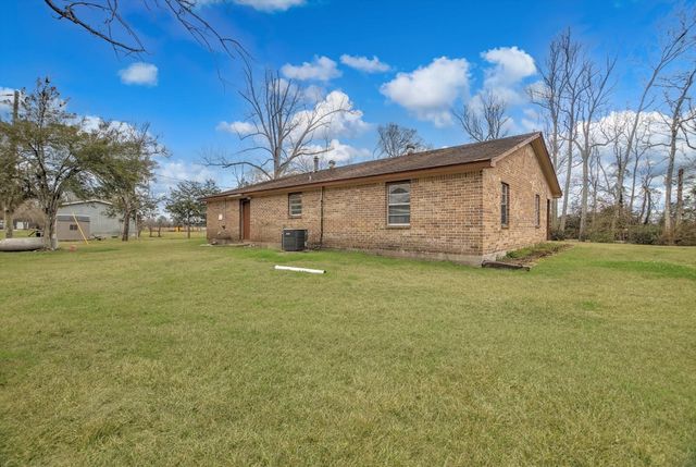 577 County Road 2251, Cleveland, TX 77327