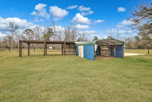 577 County Road 2251, Cleveland, TX 77327