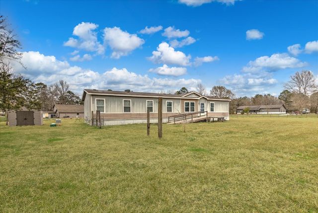 577 County Road 2251, Cleveland, TX 77327
