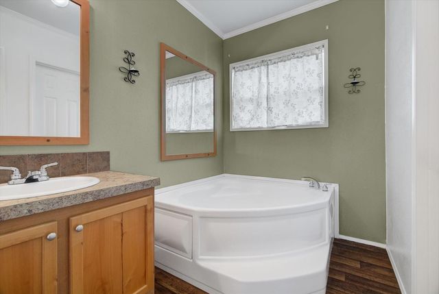 577 County Road 2251, Cleveland, TX 77327