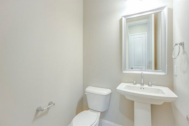 2478 King Arthur Boulevard, Lewisville, TX 75056