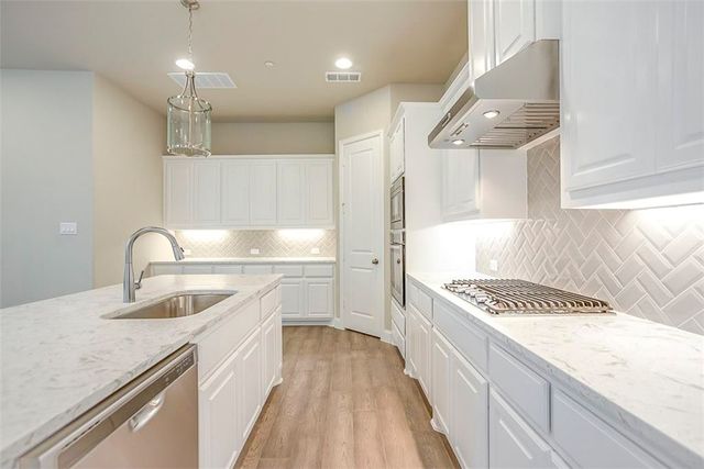 2478 King Arthur Boulevard, Lewisville, TX 75056