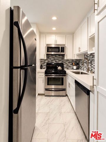 1222 N Olive Drive 103, West Hollywood, CA 90069