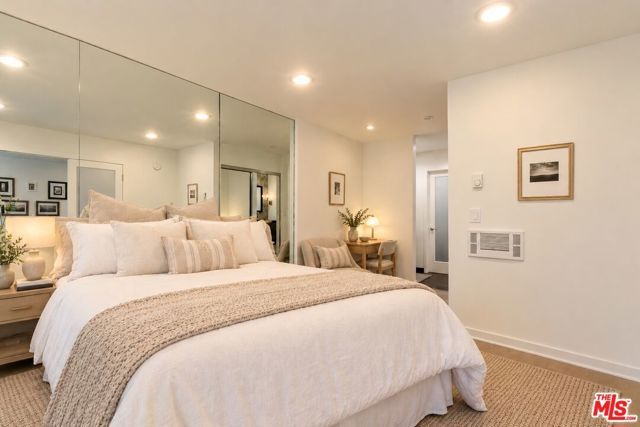 1222 N Olive Drive 103, West Hollywood, CA 90069