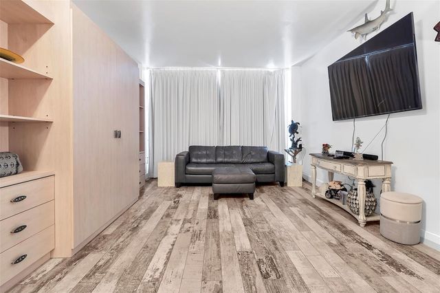 4020 Galt Ocean Drive E6, Fort Lauderdale, FL 33308