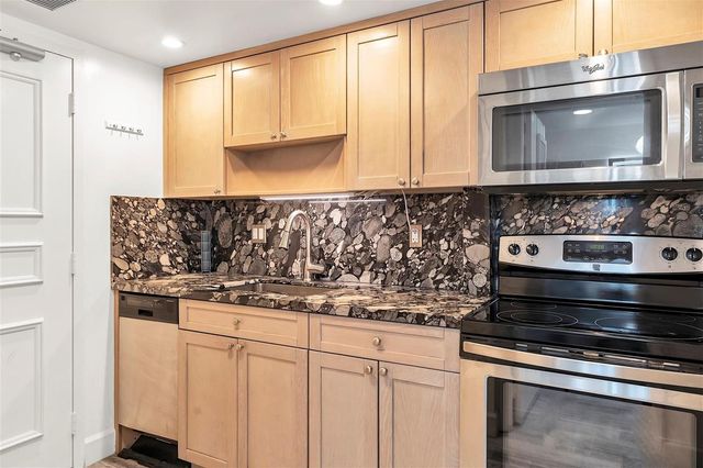 4020 Galt Ocean Drive E6, Fort Lauderdale, FL 33308