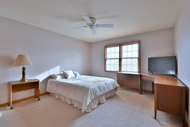 27W225 Ash Court, Winfield, IL 60190