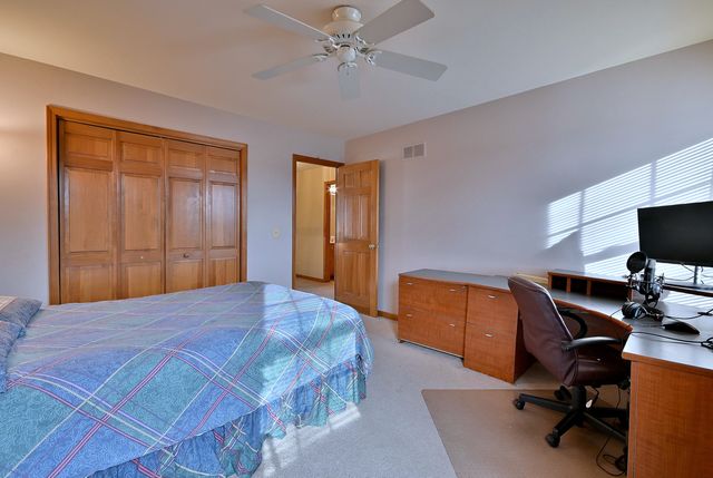 27W225 Ash Court, Winfield, IL 60190