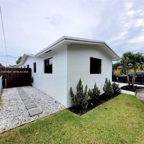 6730 Charleston St, Hollywood, FL 33024