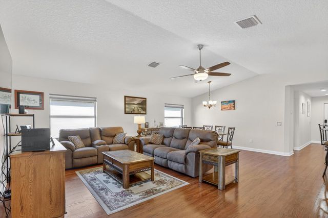 3 Los Gatos Lane, Port St. Lucie, Port St Lucie, FL 34952