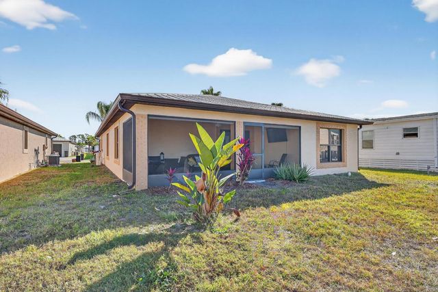 3 Los Gatos Lane, Port St. Lucie, Port St Lucie, FL 34952