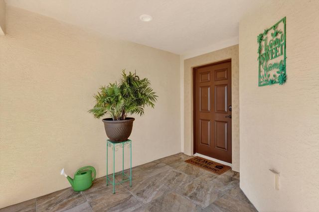 3 Los Gatos Lane, Port St. Lucie, Port St Lucie, FL 34952