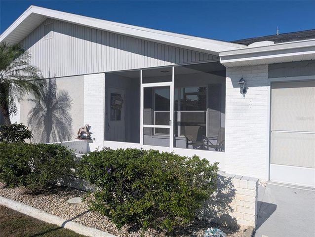 810 BLUEWATER DRIVE, Sun City Center, FL 33573