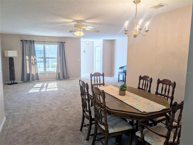 810 BLUEWATER DRIVE, Sun City Center, FL 33573