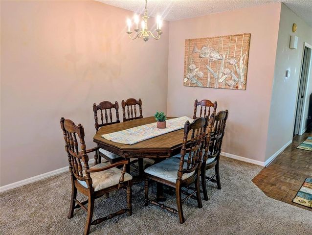 810 BLUEWATER DRIVE, Sun City Center, FL 33573
