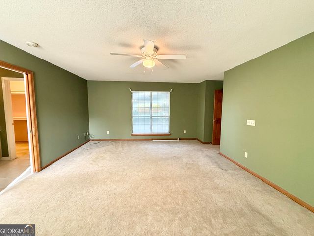 494 Hunter Road NW, Baxley, GA 31513