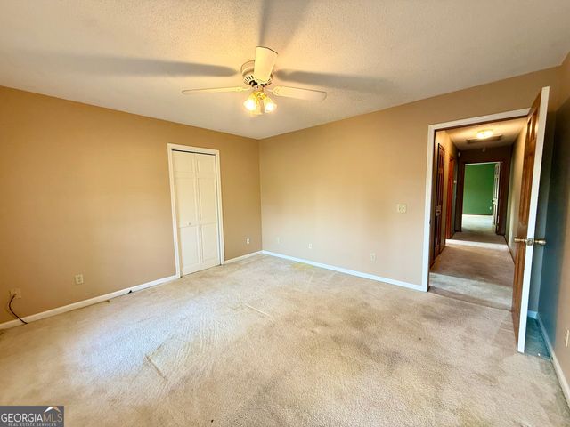 494 Hunter Road NW, Baxley, GA 31513