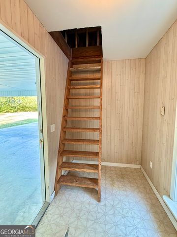 494 Hunter Road NW, Baxley, GA 31513