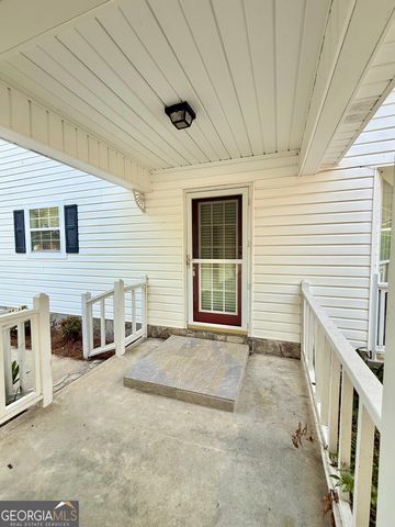494 Hunter Road NW, Baxley, GA 31513