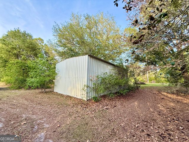 494 Hunter Road NW, Baxley, GA 31513