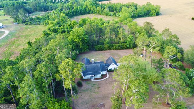 494 Hunter Road NW, Baxley, GA 31513