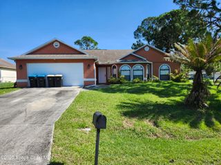 1801 Bashaw Street NW, Palm Bay, FL 32907