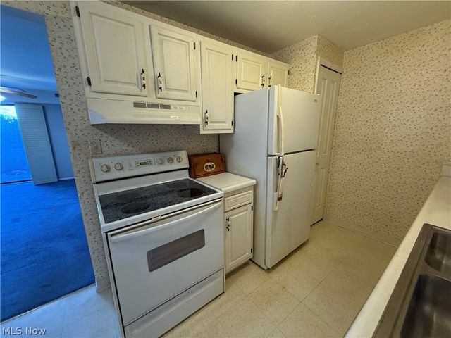 9721 Sunrise Boulevard l-1, North Royalton, OH 44133