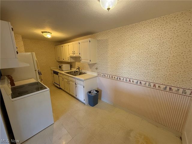 9721 Sunrise Boulevard l-1, North Royalton, OH 44133