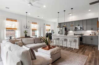 5202 Pinemont Creek Lane, Houston, TX 77018